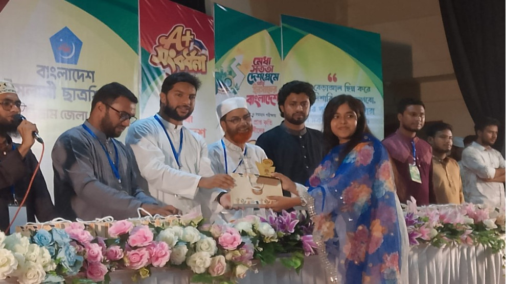 কুড়িগ্রামে জিপিএ-৫ পাওয়া ৫০০ শিক্ষার্থীকে শিবিরের সংবর্ধনা