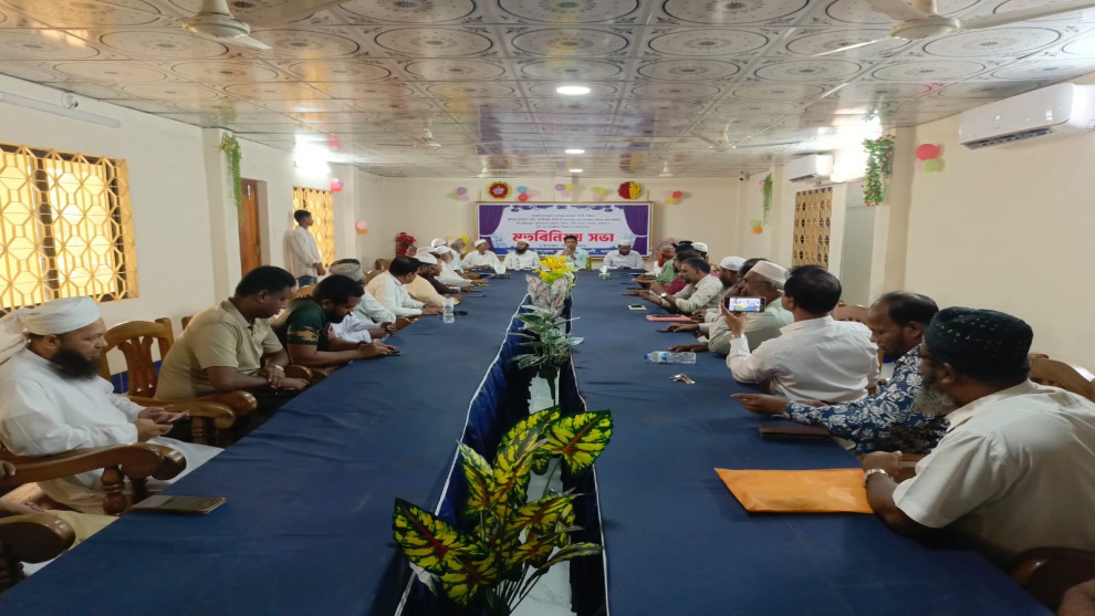 আমতলীতে নবাগত ইউএনওর সঙ্গে সাংবাদিক ও রাজনৈতিক নেতৃবৃন্দের মতবিনিময়