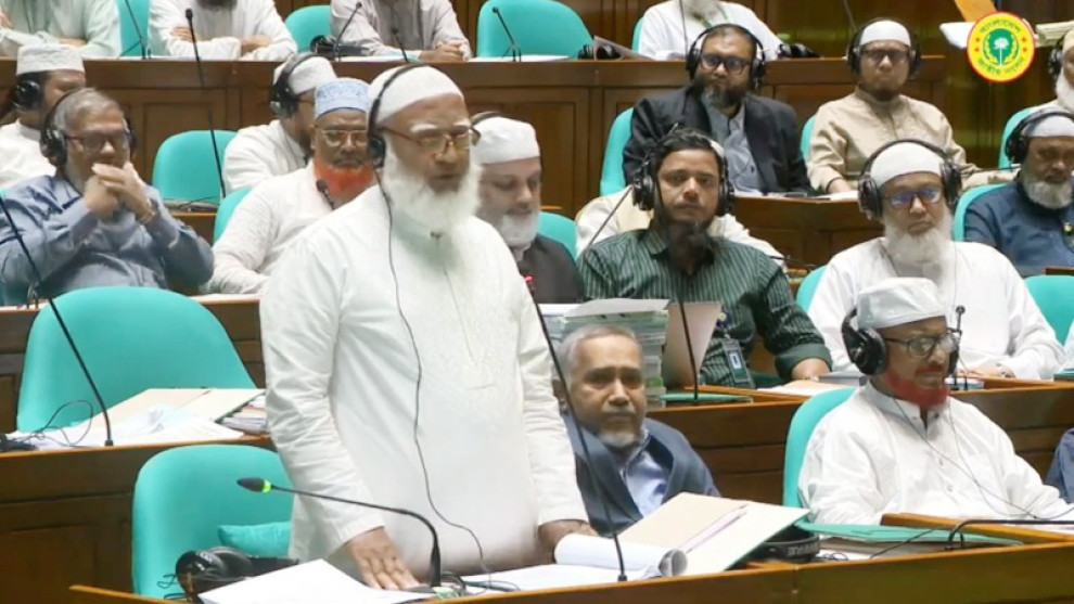 পালিয়ে গিয়েও দেশকে অস্থির করার চেষ্টা করছেন শেখ হাসিনা: জামায়াত আমির