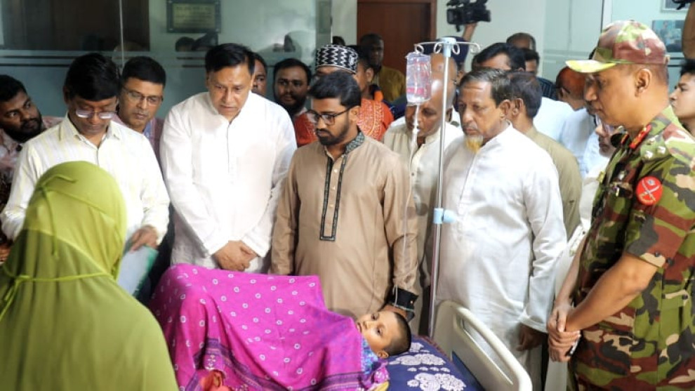 সরকারি হাসপাতালে আস্থা বাড়ছে, আধুনিকায়নের তাগিদ রাশেদ খানের