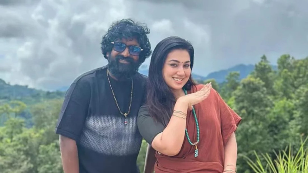 বিমানবন্দর থেকে গ্রেপ্তার অপু বিশ্বাসের ‘শিকার’ সিনেমার নায়ক
