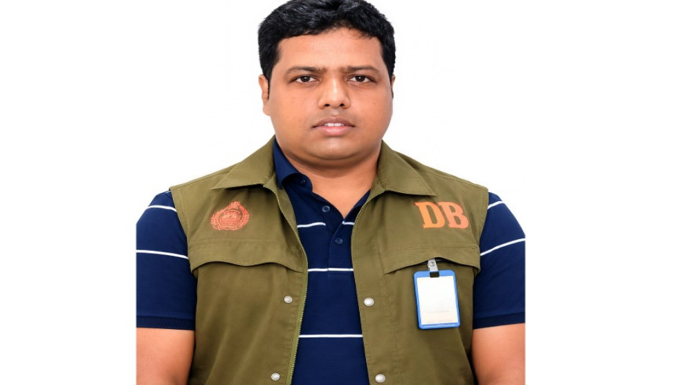 "রাষ্ট্রপতি পুলিশ পদক (পিপিএম-সেবা)" পাচ্ছেন ঝিনাইদহ ডিবি পুলিশের এসআই ইকলাচুর রহমান