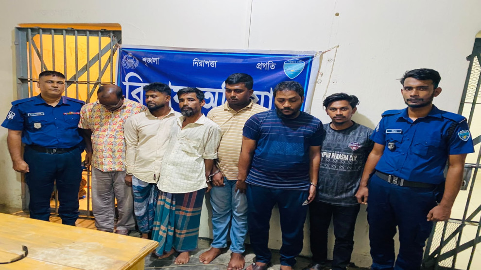 খাগড়াছড়িতে নাশকতার অভিযোগে আওয়ামী লীগের ৫ নেতাকর্মী গ্রেপ্তার