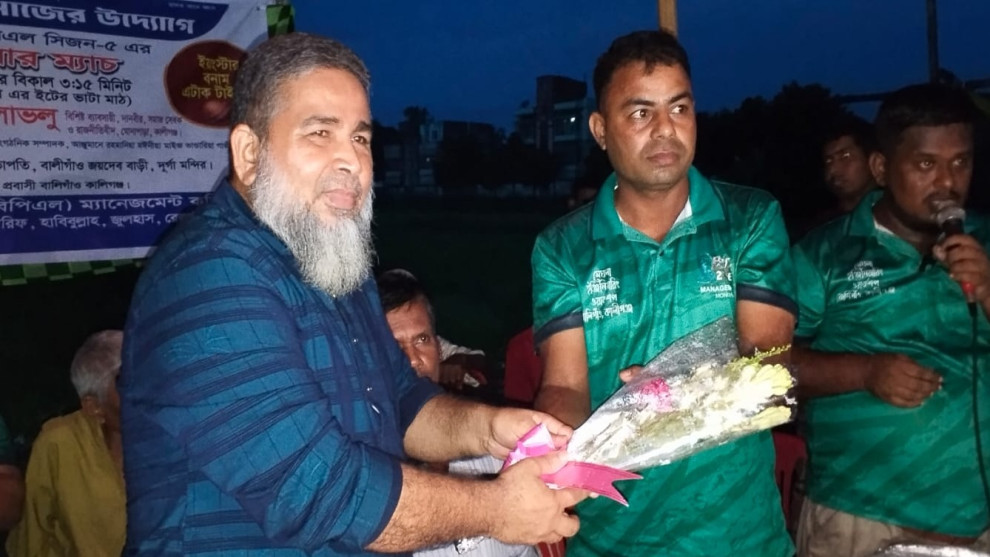 বালীগাঁও বিপিএল সিজন-৫: জমজমাট লড়াইয়ে ফাইনালের পথে এটাক টাইটান