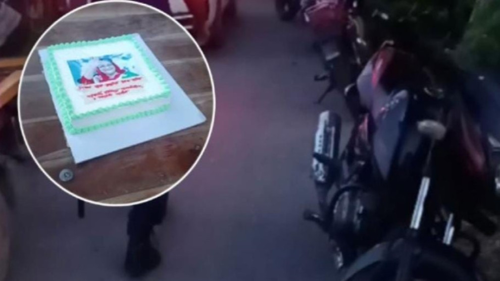 হাসিনার জন্মদিনের কেক কাটার আগেই পালালেন নেতাকর্মীরা, কেক-মোটরসাইকেল জব্দ