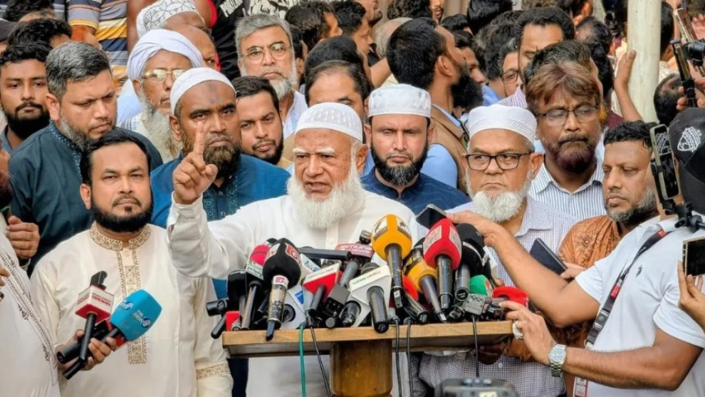 রাড্ডায় হামলা: সরকারি দলের আশ্রয়-প্রশ্রয় ছাড়া এত বড় অপকর্ম সম্ভব নয়—জামায়াত আমির