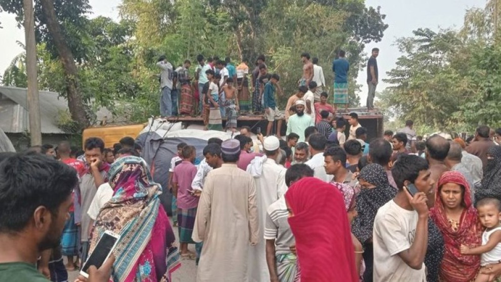 কুড়িগ্রামে ট্রাকের ধাক্কায় অটোরিকশার ৫ যাত্রী নিহত