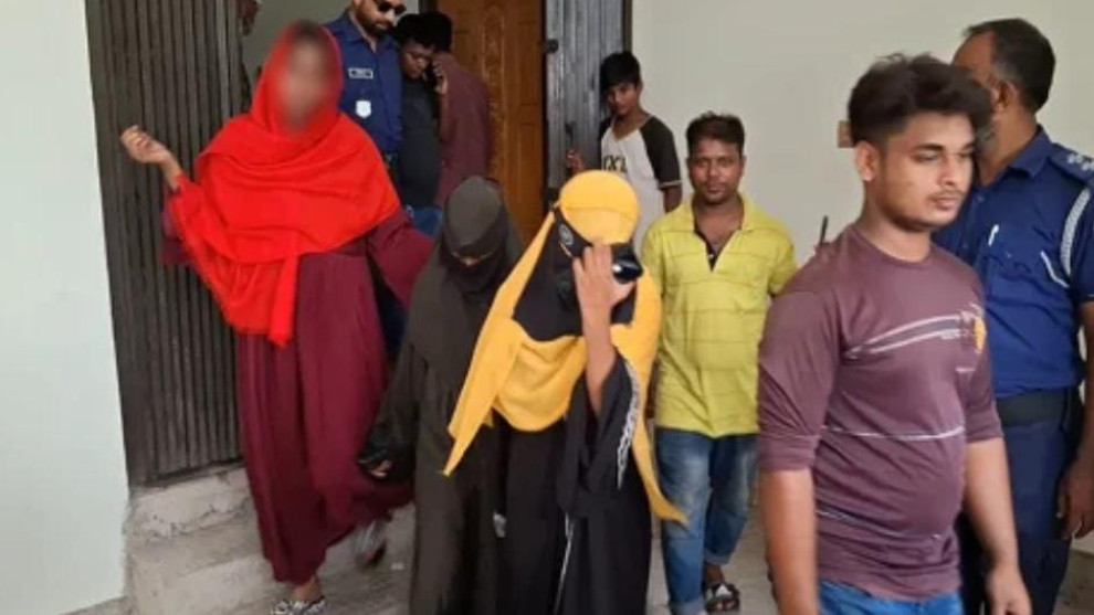 ইউএনওর সরকারি গাড়ি নিয়ে ভাড়া বাসায়, চালকসহ আটক ৪