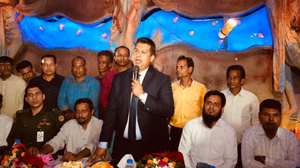 ৪২ বছরে প্রথম ডিসি জেলেপল্লির পূজামণ্ডপে, উচ্ছ্বসিত স্থানীয়রা