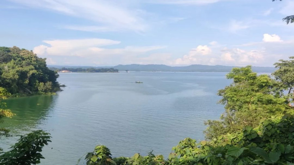 কাপ্তাই হ্রদের মাছ ও পরিবেশে মাইক্রোপ্লাস্টিক, বাড়ছে স্বাস্থ্যঝুঁকির উদ্বেগ