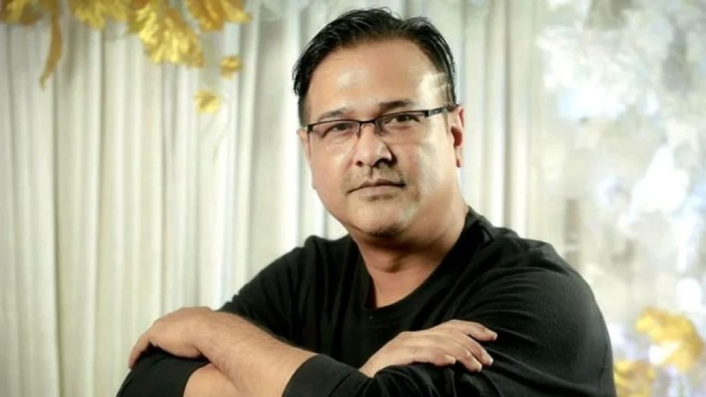 মগবাজারে আসিফ আকবরের গাড়ি লক্ষ্য করে গুলি