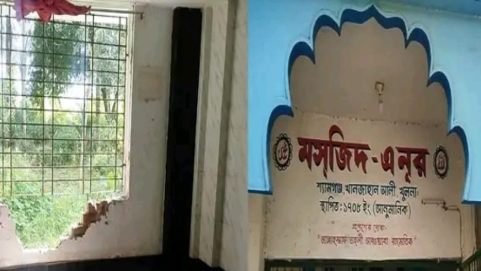 চোরের হাত থেকে রেহাই পাচ্ছে না মসজিদও, গিলাতলায় ঐতিহাসিক মসজিদে দুর্ধর্ষ চুরি